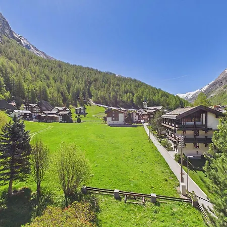 Mountain View Near Saas-fee Self Check-in Saas-Almagell